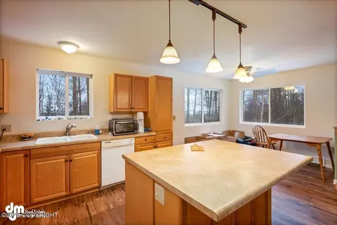 Kitchen - 20501 Laughlin St, Chugiak, AK 99567 photo 2 of 4