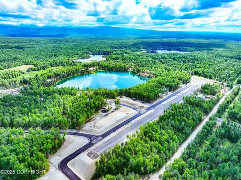 45307 S Upwind Cir, Willow, AK 99688 photo 5