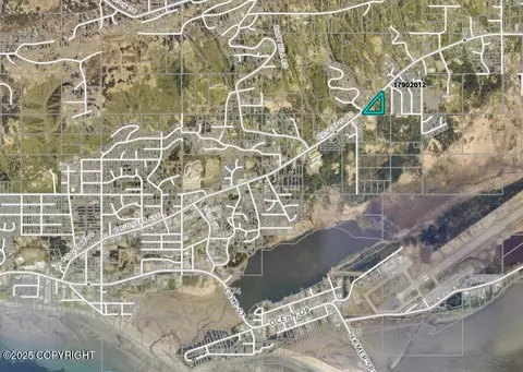 1751 End Rd, Homer, AK 99603