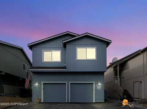 4260 Crannog St, Anchorage, AK 99502