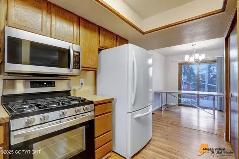 Kitchen - 18220 N Parkview Terrace Loop, Eagle River, AK 99577 photo 2 of 3