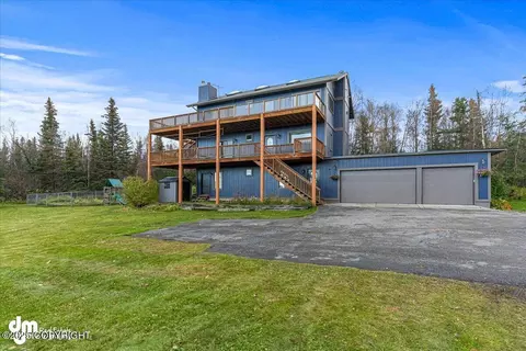 7135 Huffman Rd, Anchorage, AK 99516