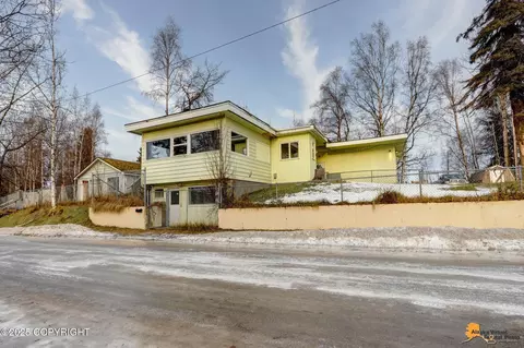 505 W 31st Ave, Anchorage, AK 99503 photo 5