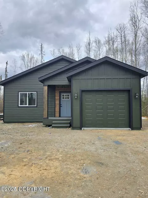 15831 W Donand Dr, Big Lake, AK 99652