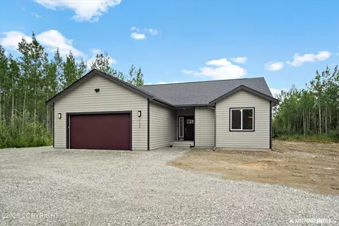 2195 S Lodge Dr, Big Lake, AK 99652