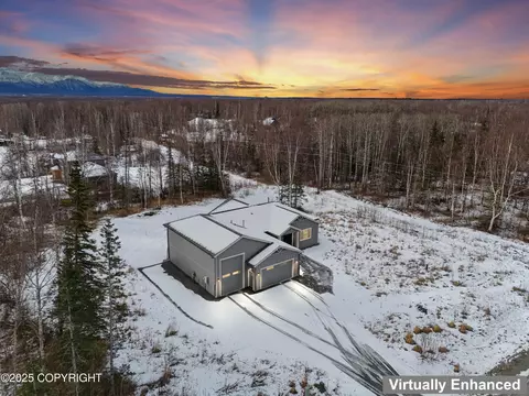 6618 E Spruce Hen Dr, Wasilla, AK 99654