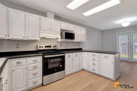 Kitchen - 18751 Sarichef Loop, Eagle River, AK 99577 photo 3 of 3