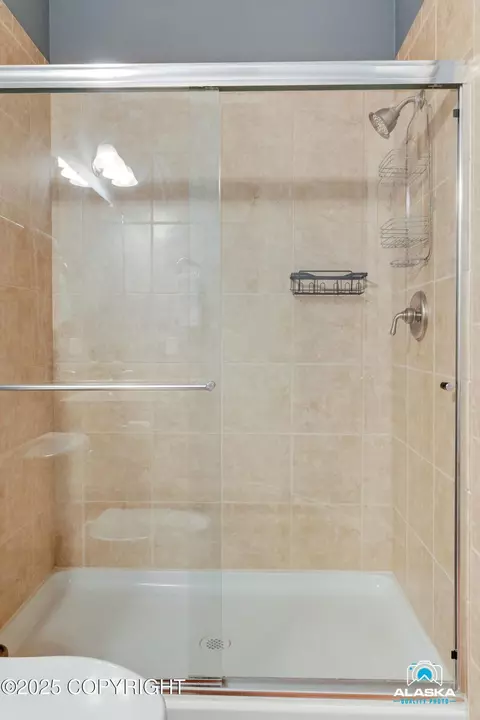 13189 Kuphaldt Dr, Eagle River, AK 99577 photo 27