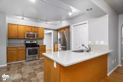Kitchen - 19961 War Admiral Dr, Eagle River, AK 99577 photo 3 of 9