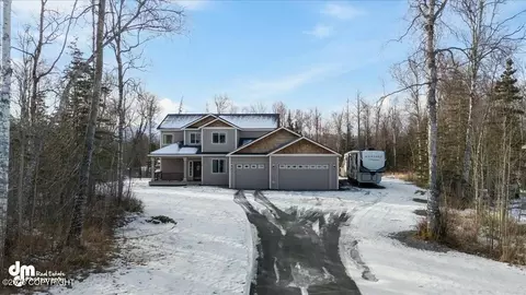 5740 N Buttermilk Cir, Wasilla, AK 99654