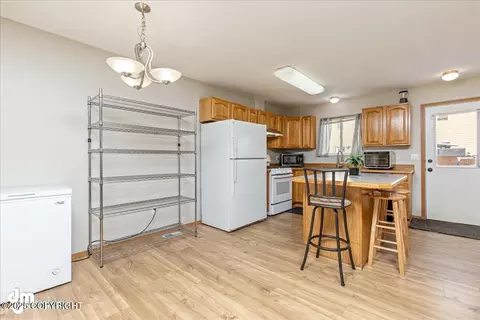 5563 Alora Loop # 18, Anchorage, AK 99504 photo 9
