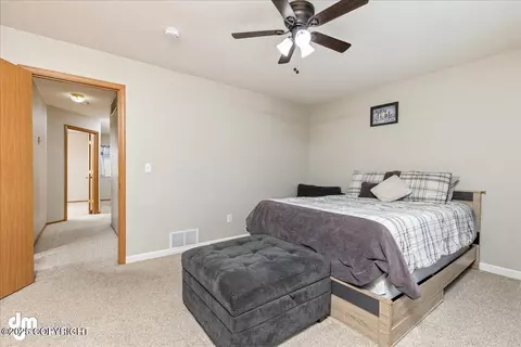 5563 Alora Loop # 18, Anchorage, AK 99504 photo 15