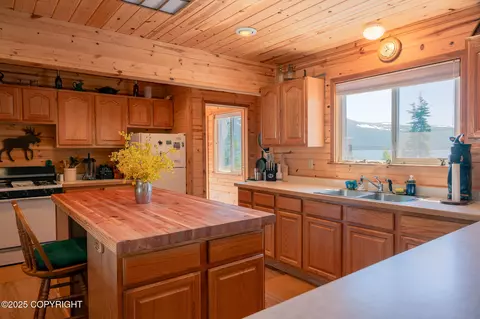 Kitchen - L14 B5 Keyes Point, Remote, AK 99653 photo 2 of 4
