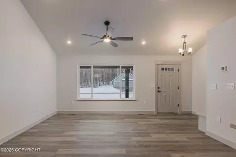 2522 N Midland Ave, Palmer, AK 99645