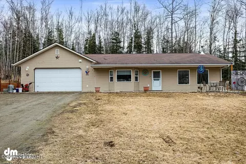 4051 S Eagle Bay Dr, Wasilla, AK 99623