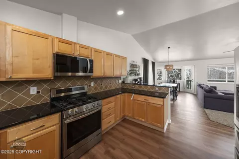 16711 Theodore Dr, Eagle River, AK 99577 photo 8