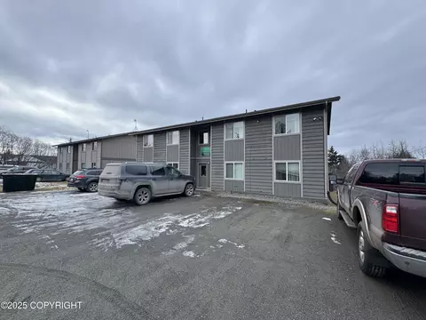 135 Lee Dr, Homer, AK 99603