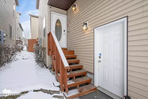 11815 Falklands Loop # 80, Eagle River, AK 99577 photo 6