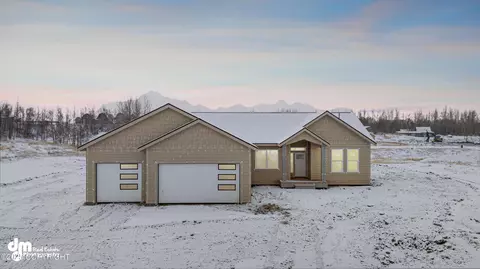 11922 E Fig Cir, Palmer, AK 99645