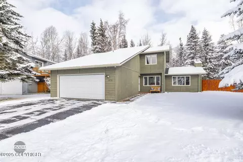 19721 Shumagin Cir, Eagle River, AK 99577