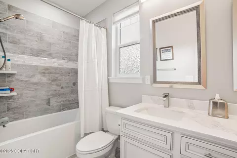 Bath - 9991 E Ortner Loop, Palmer, AK 99645 photo 6 of 7