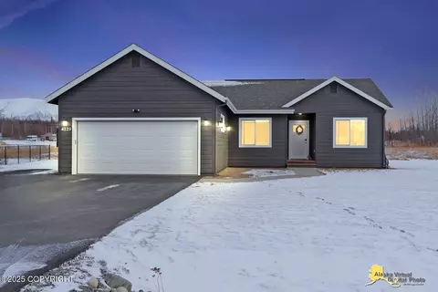 4129 E Alfreds Dr, Wasilla, AK 99654