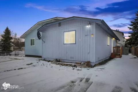 10605 Boysenberry Pl, Anchorage, AK 99515