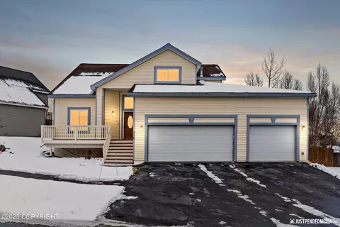 5226 Wood Hall Dr, Anchorage, AK 99516