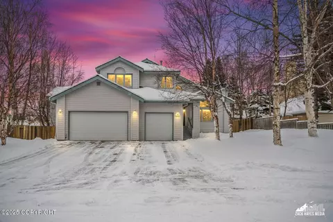 7501 Sportsmens Point Cir, Anchorage, AK 99502