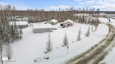 9880 W Redington Dr, Wasilla, AK 99623