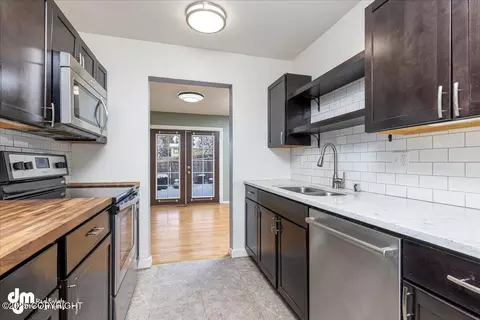 Kitchen - 5501 E 34th Ave, Anchorage, AK 99504 photo 1 of 2