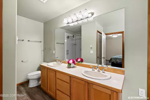 Bath - 21427 River Park Dr, Eagle River, AK 99577 photo 1 of 6