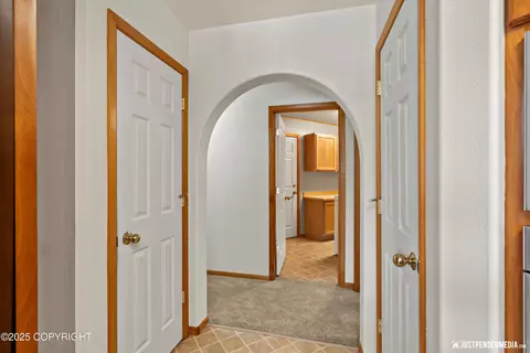 Entry Way - 21427 River Park Dr, Eagle River, AK 99577 photo 2 of 4