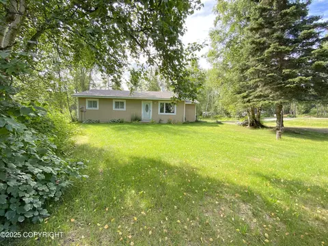 11496 W Meteor Dr, Wasilla, AK 99623
