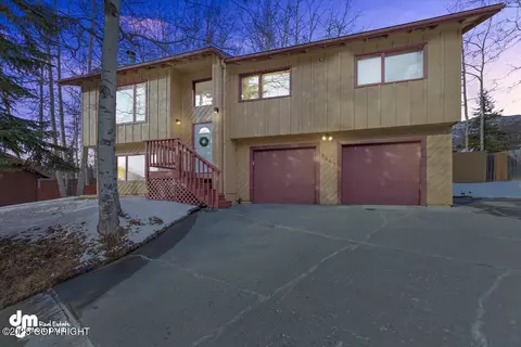 9645 Etolin Cir, Eagle River, AK 99577