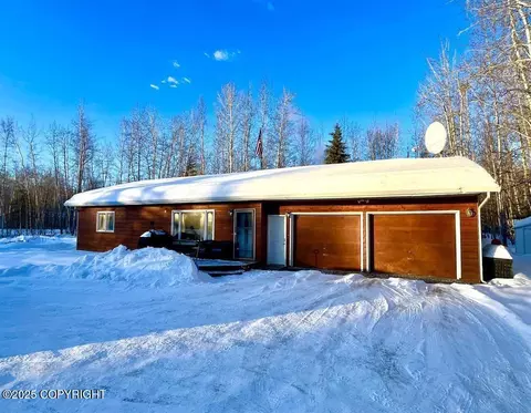 3467 Durham Cir, North Pole, AK 99705