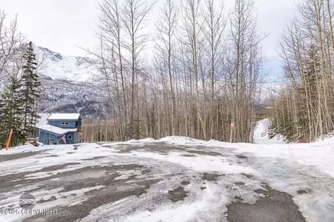 L1 Misty Mountain Circle, Eagle River, AK 99577 photo 8