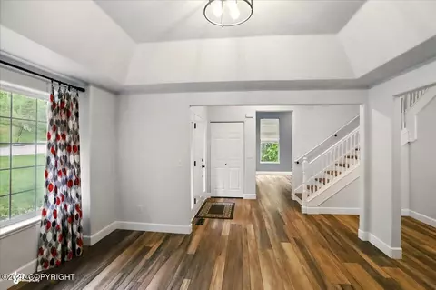 25656 Bendilent Cir, Eagle River, AK 99577 photo 6