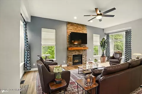 25656 Bendilent Cir, Eagle River, AK 99577 photo 8