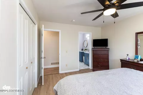 Bedroom - 18317 N Parkview Terrace Loop, Eagle River, AK 99577 photo 2 of 5