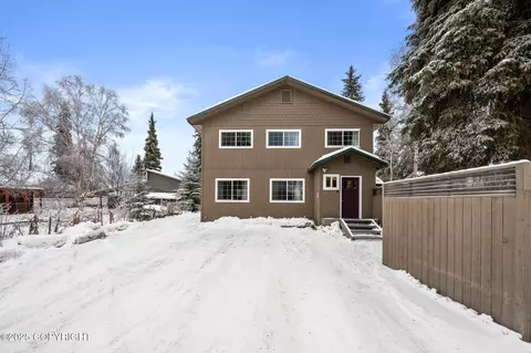 17 Rosella Ave, Fairbanks, AK 99701