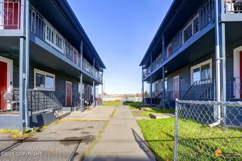 734-736 E 11th Ave, Anchorage, AK 99501