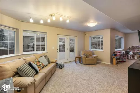 16801 Carmel Cir, Eagle River, AK 99577 photo 24