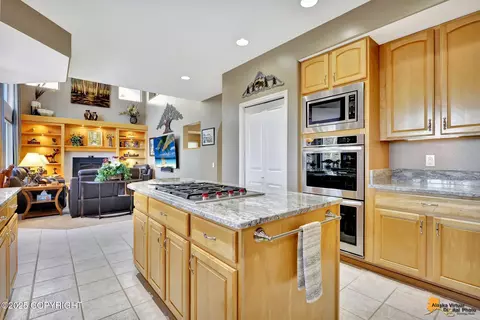 Kitchen - 17023 Yellowstone Dr, Eagle River, AK 99577 photo 2 of 9
