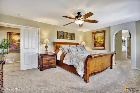 Bedroom - 17023 Yellowstone Dr, Eagle River, AK 99577 photo 3 of 8