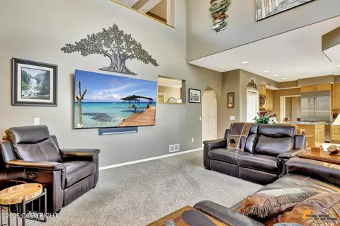 Living - 17023 Yellowstone Dr, Eagle River, AK 99577 photo 6 of 7