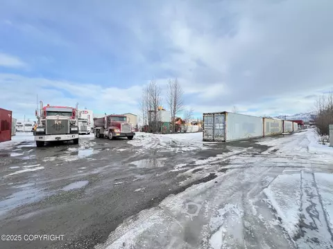 L10, Anchorage, AK 99518 photo 6