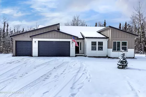 5404 N Suslositna St, Wasilla, AK 99654