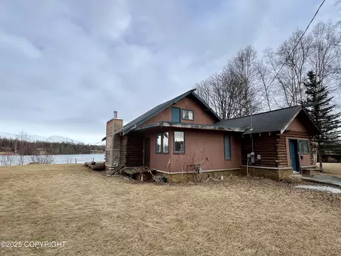 2811 E Odsather Cir, Wasilla, AK 99654