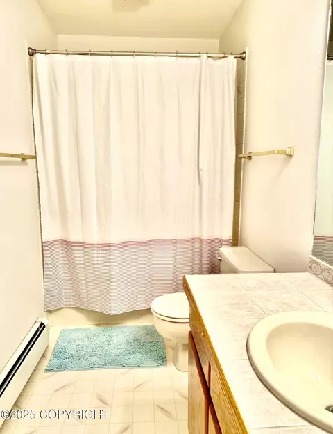 Bath - 19440 Timberline Dr, Eagle River, AK 99577 photo 2 of 7